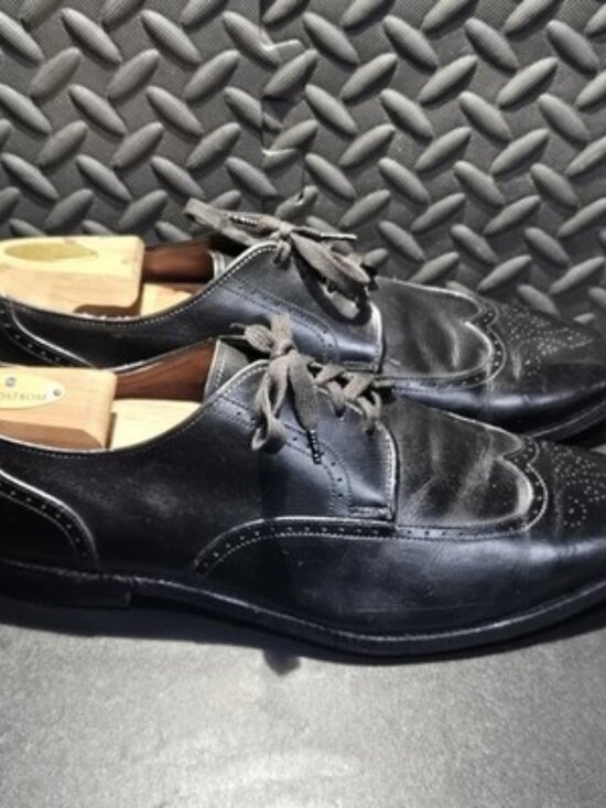 Allen Edmonds \
